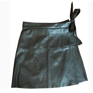 Wrap leather mini